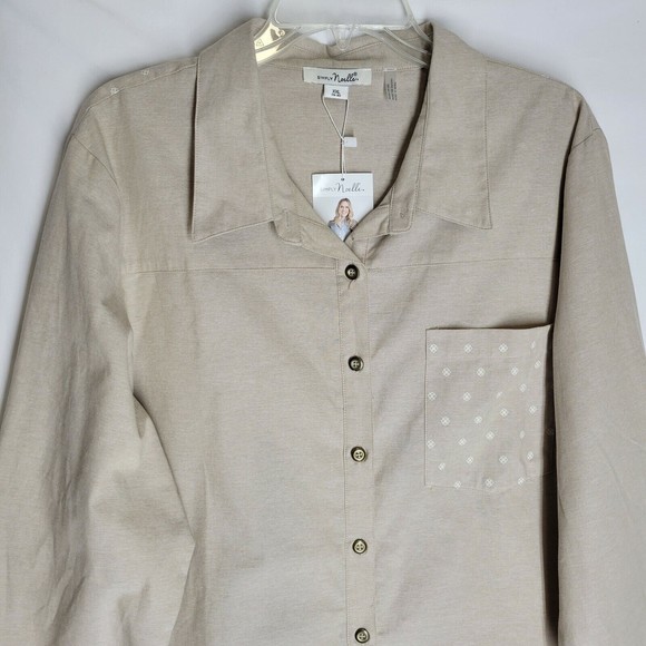 NWT Simply Noelle Women's Blouse Tan Rolled Tap Sleeve Button Down Plus Size XXL - Picture 3 of 12
